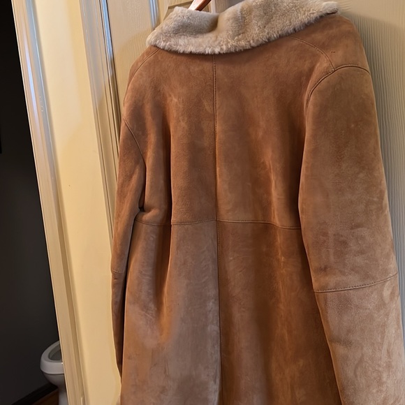 Gorgeous Timberland Long Shearling Coat - Picture 7 of 11